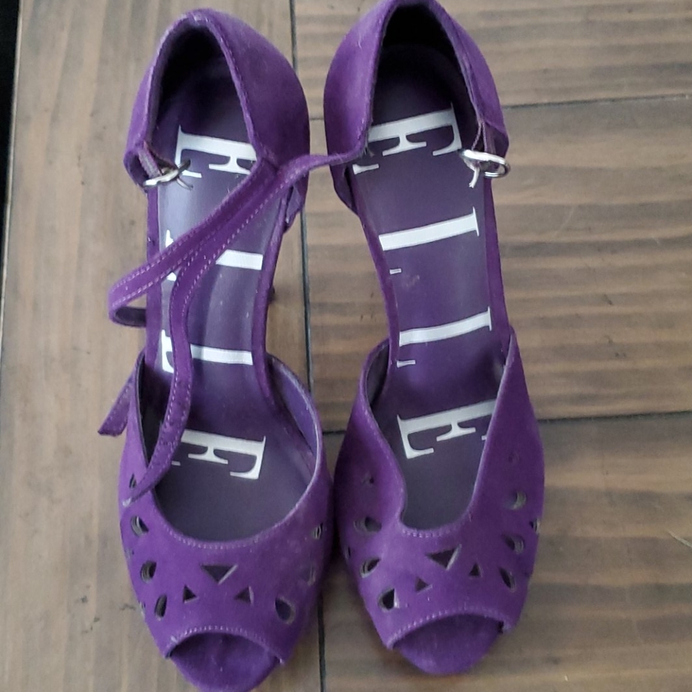 Size 6 Purple Elle Heels
